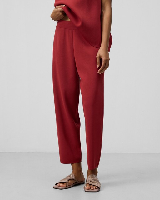 Imagem 0 de Calças Jogger Carrot Fit em Malha