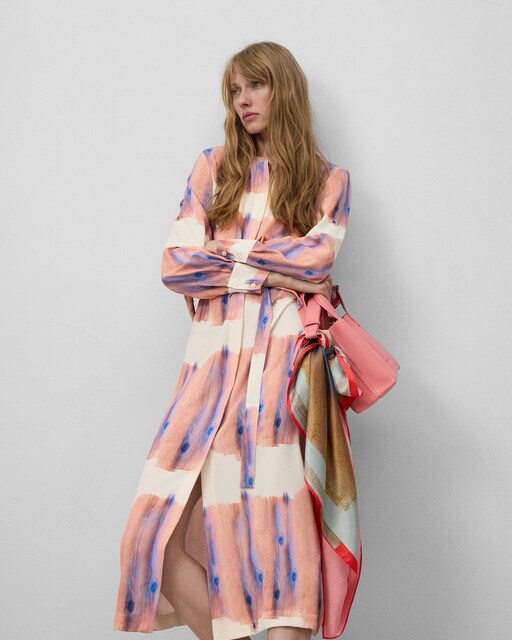 Imagem 0 de Vestido Tipo Camisa Estampado