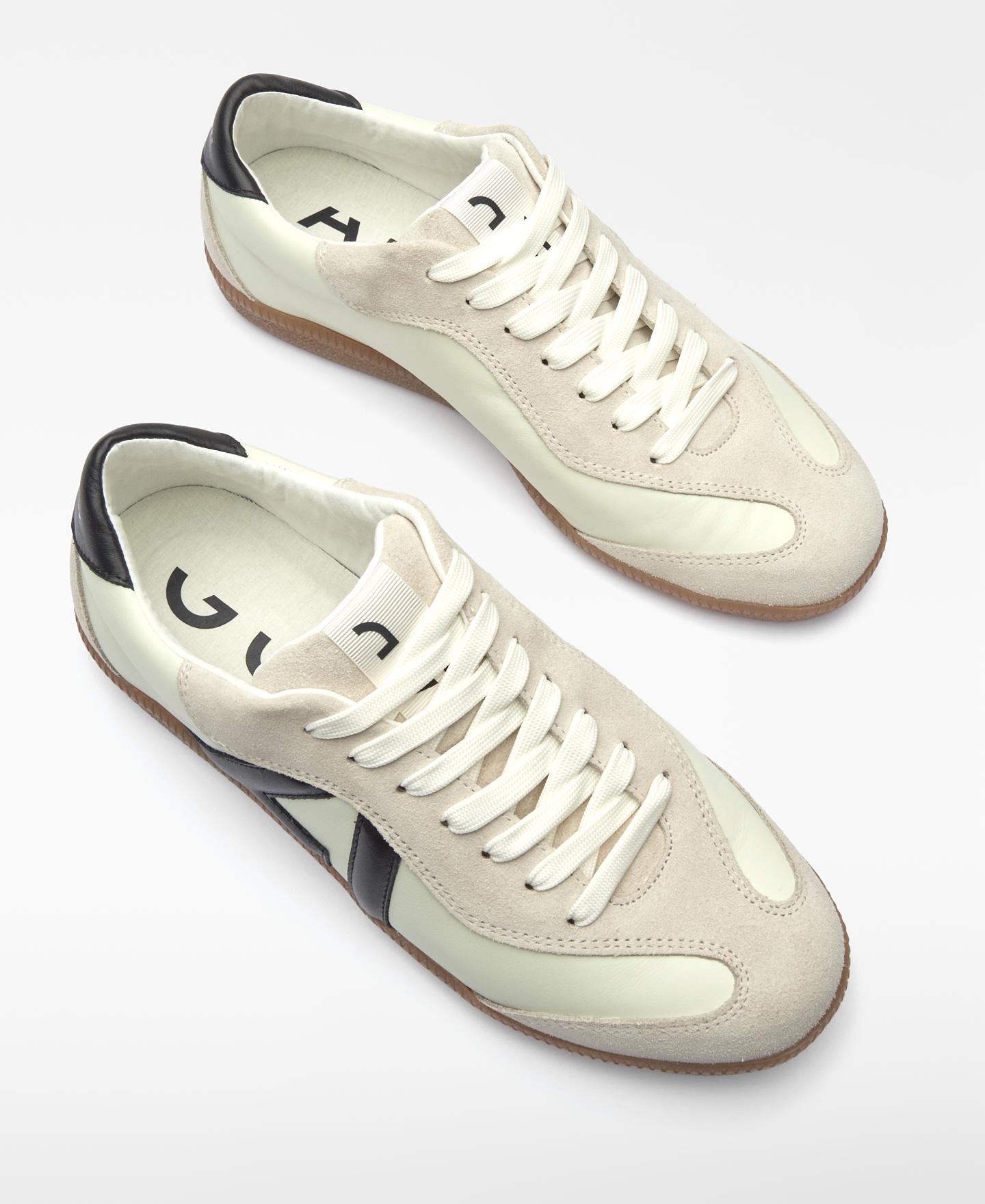 Sapatilhas Básicas de Pele com Maxi Logo e Camurça Bege / Branco-2