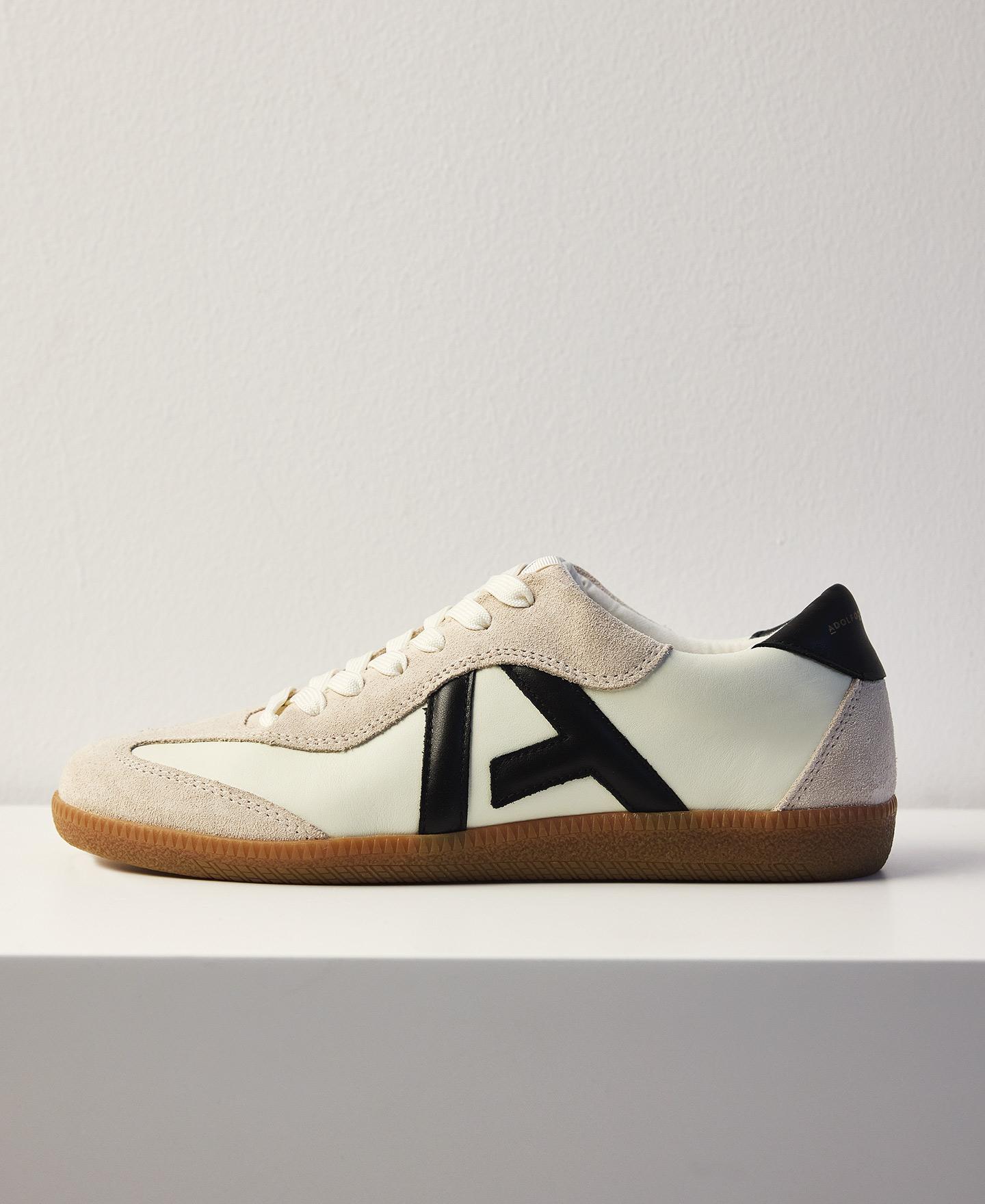 Sapatilhas Básicas de Pele com Maxi Logo e Camurça Bege / Branco-4