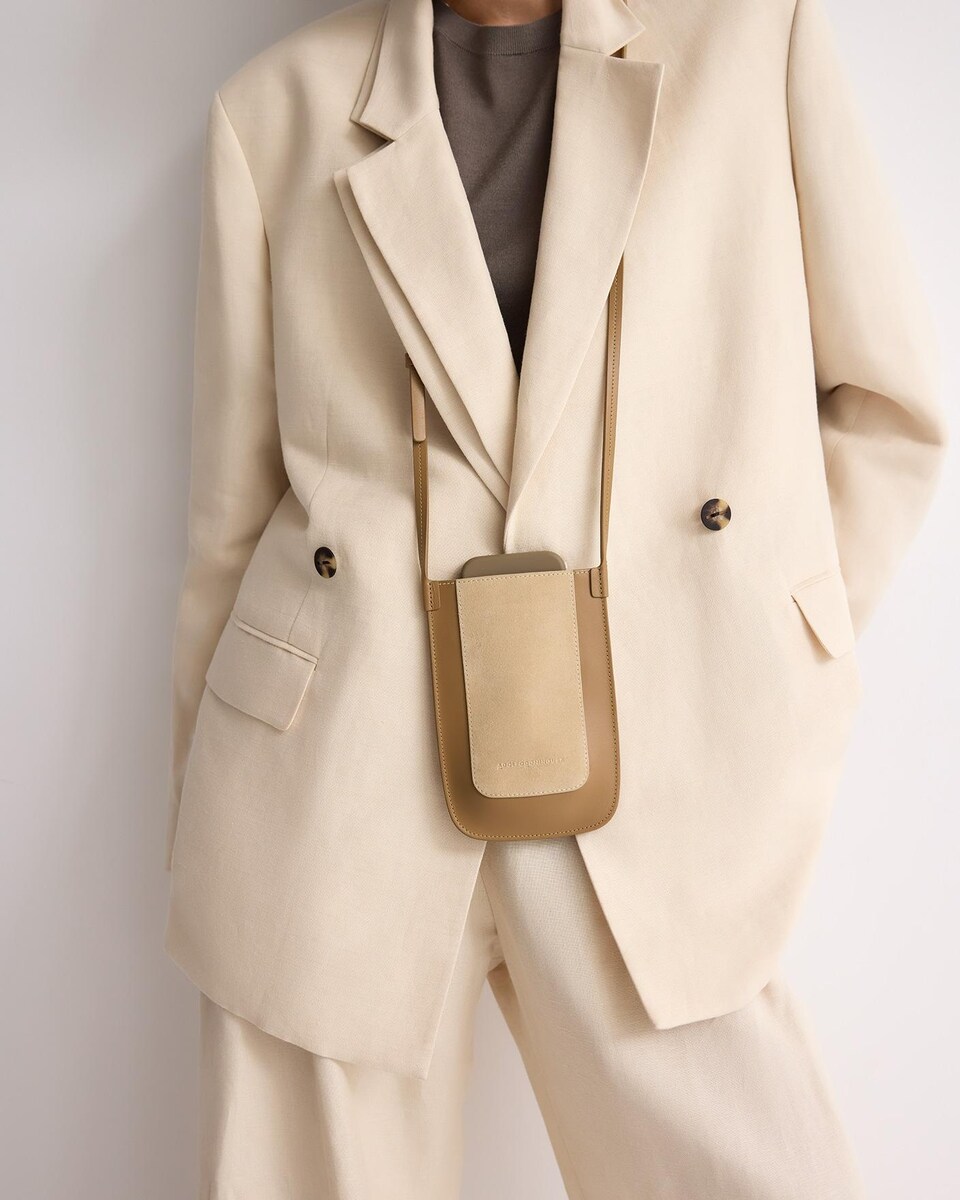 Porta-telemóvel Dorna em Camurça Camel-4