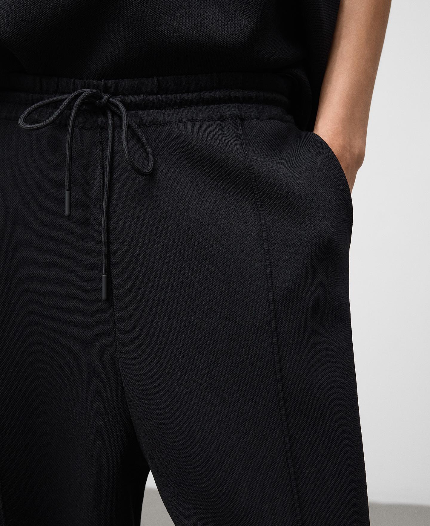 Calças Jogger de Crepe com Cintura Elástica Preto-4