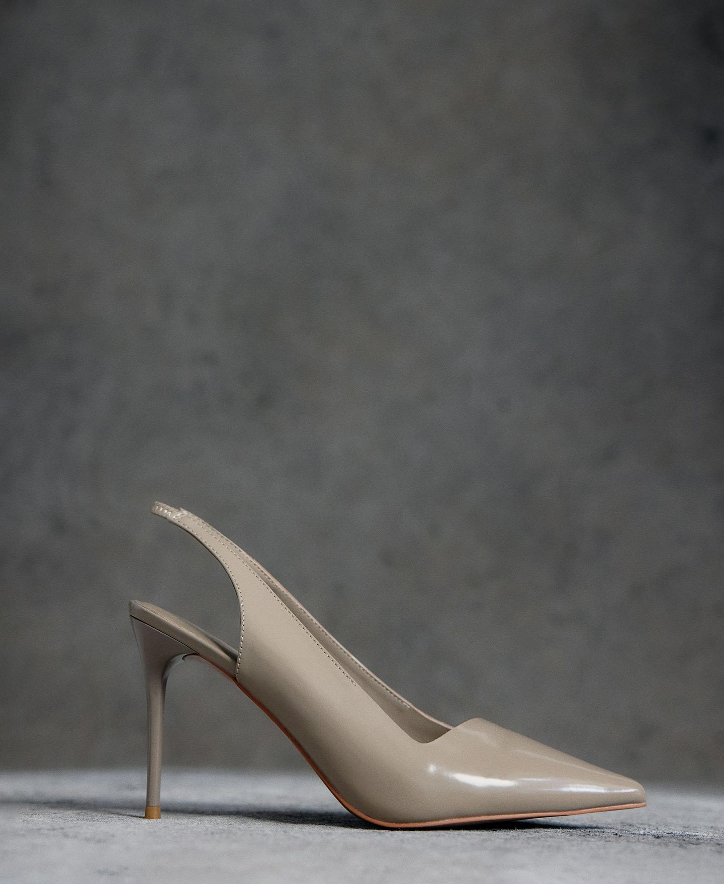 Sapatos de Salto de Tacão com o Calcanhar Aberto em Pele Taupe-4
