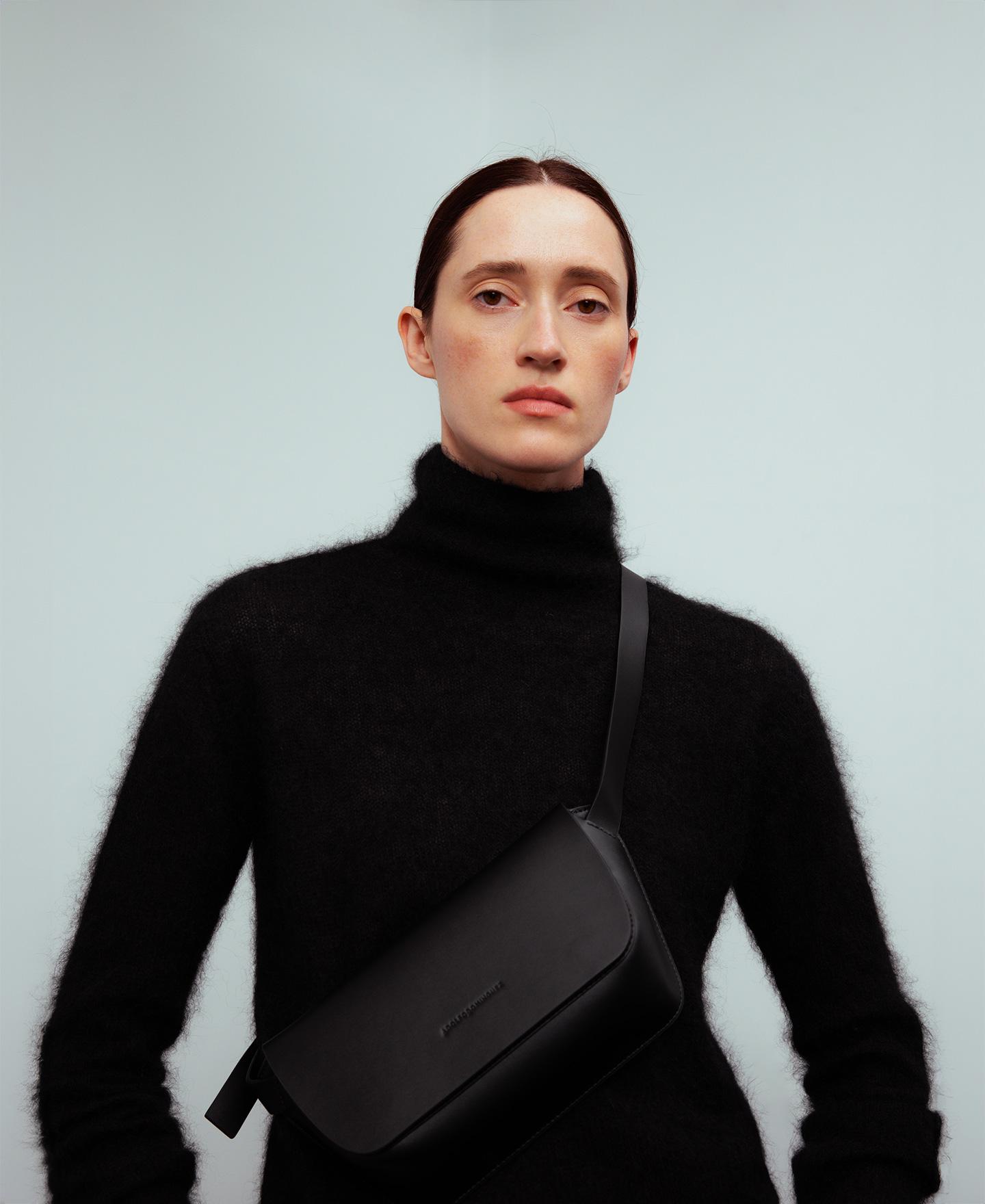 Bolsa de Cintura de Pele Dorna Preto-6