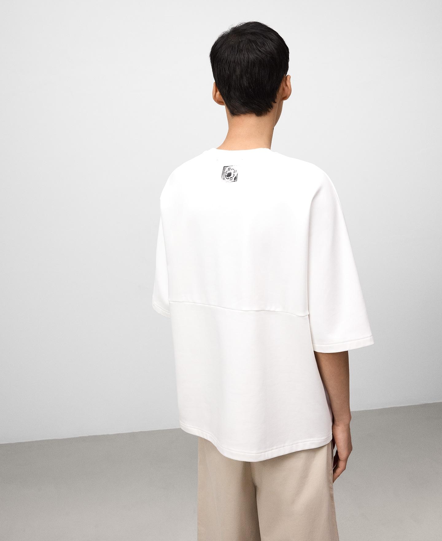 T-shirt de Manga Curta com Corte nas Costas Branco-3