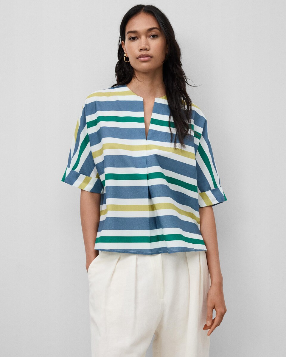Blusa às Riscas com Decote em V Verde-1