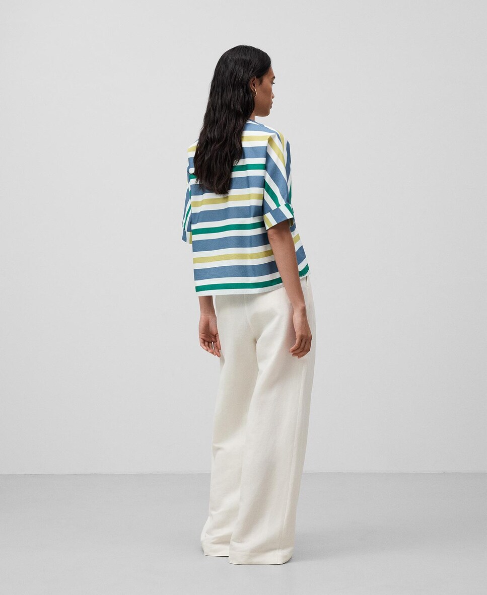 Blusa às Riscas com Decote em V Verde-3