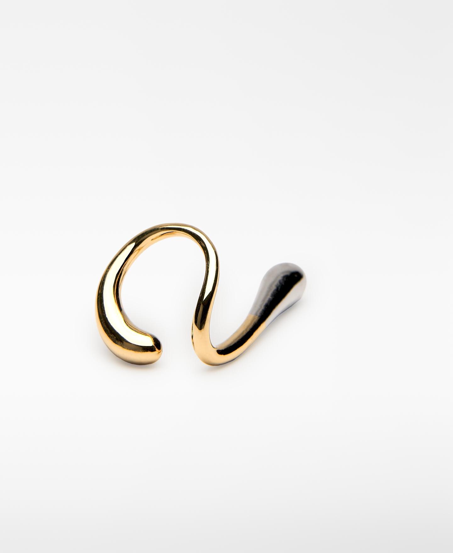 Ear Cuff Metálico com Duplo Lacado Ouro / Prata-2