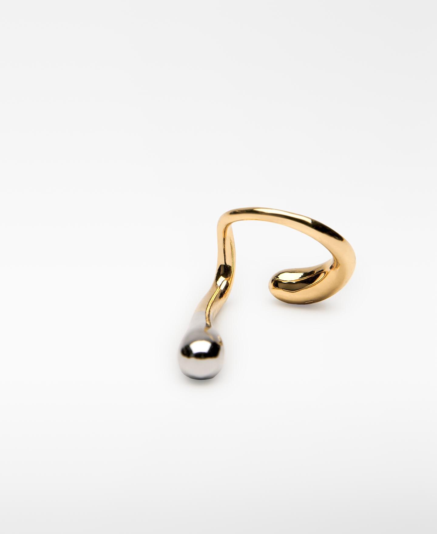Ear Cuff Metálico com Duplo Lacado Ouro / Prata-3