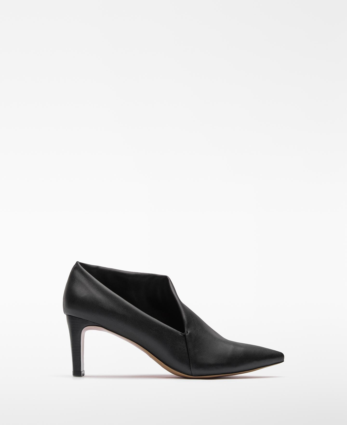 Sapatos de Salto Tipo Bota em Pele Não Pele Preto-1