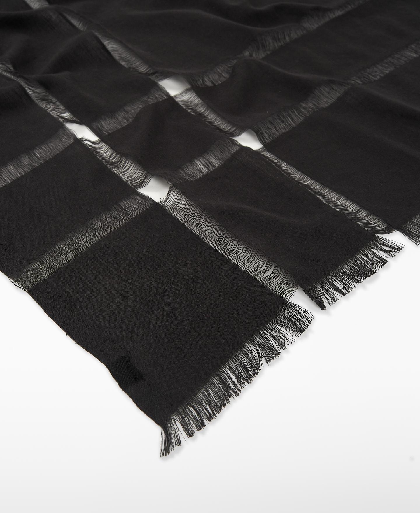 Xaile de Algodão com Detalhes Perfurados Preto-3