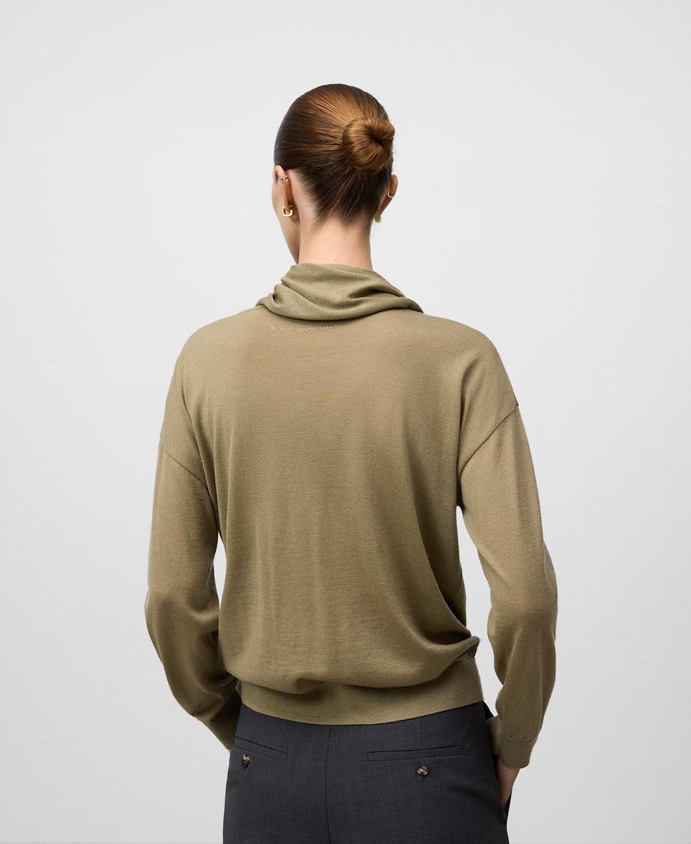 Camisola com Gola Cachecol em Lã Merino Verde-3