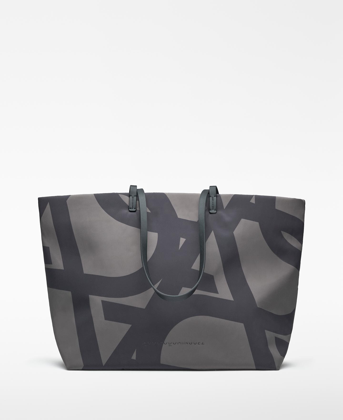 Imagem 0 de Mala de Ombro Tipo Shopper de Nylon com Maxi Logo