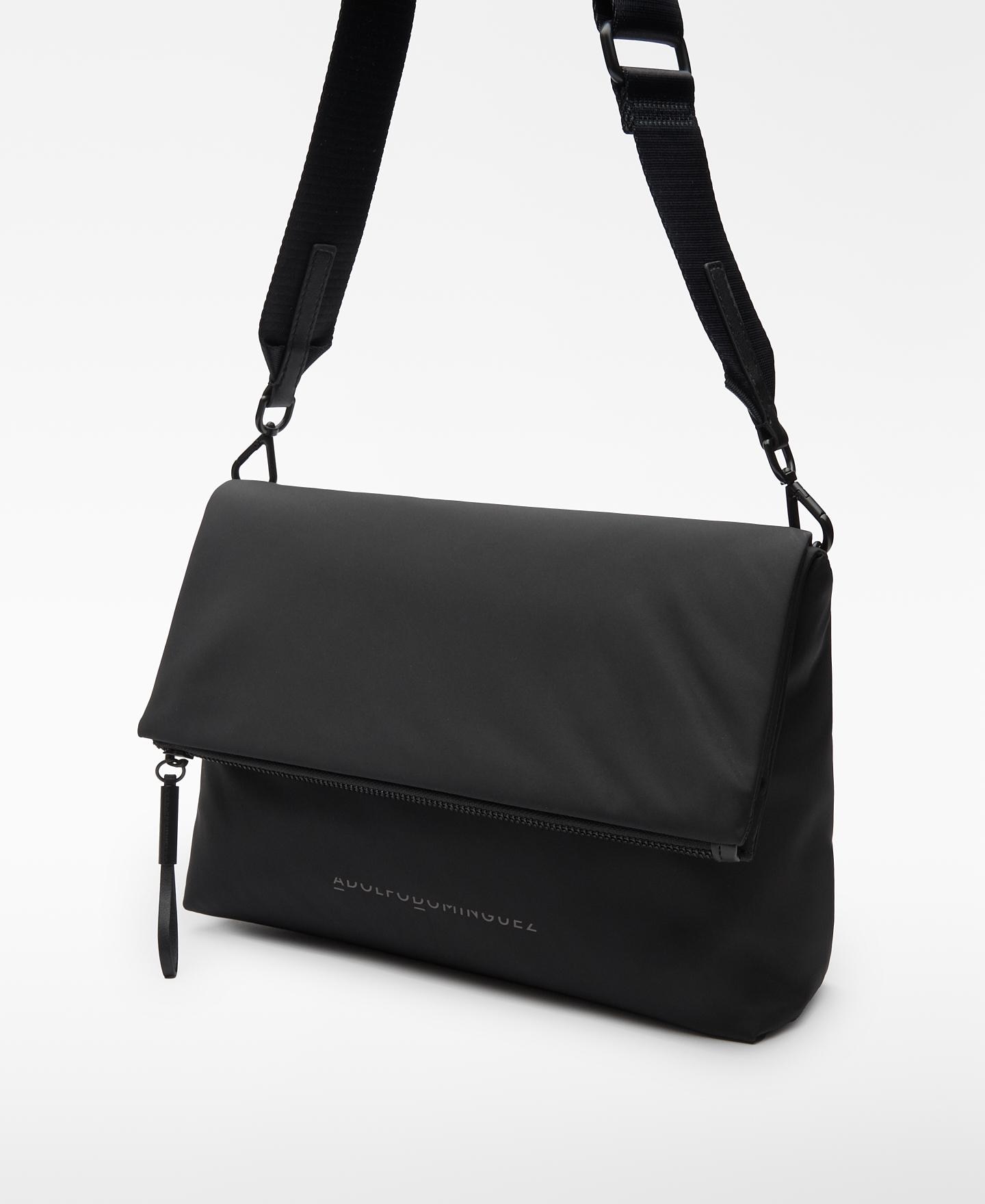 Mala a Tiracolo Média em Nylon Preto-4