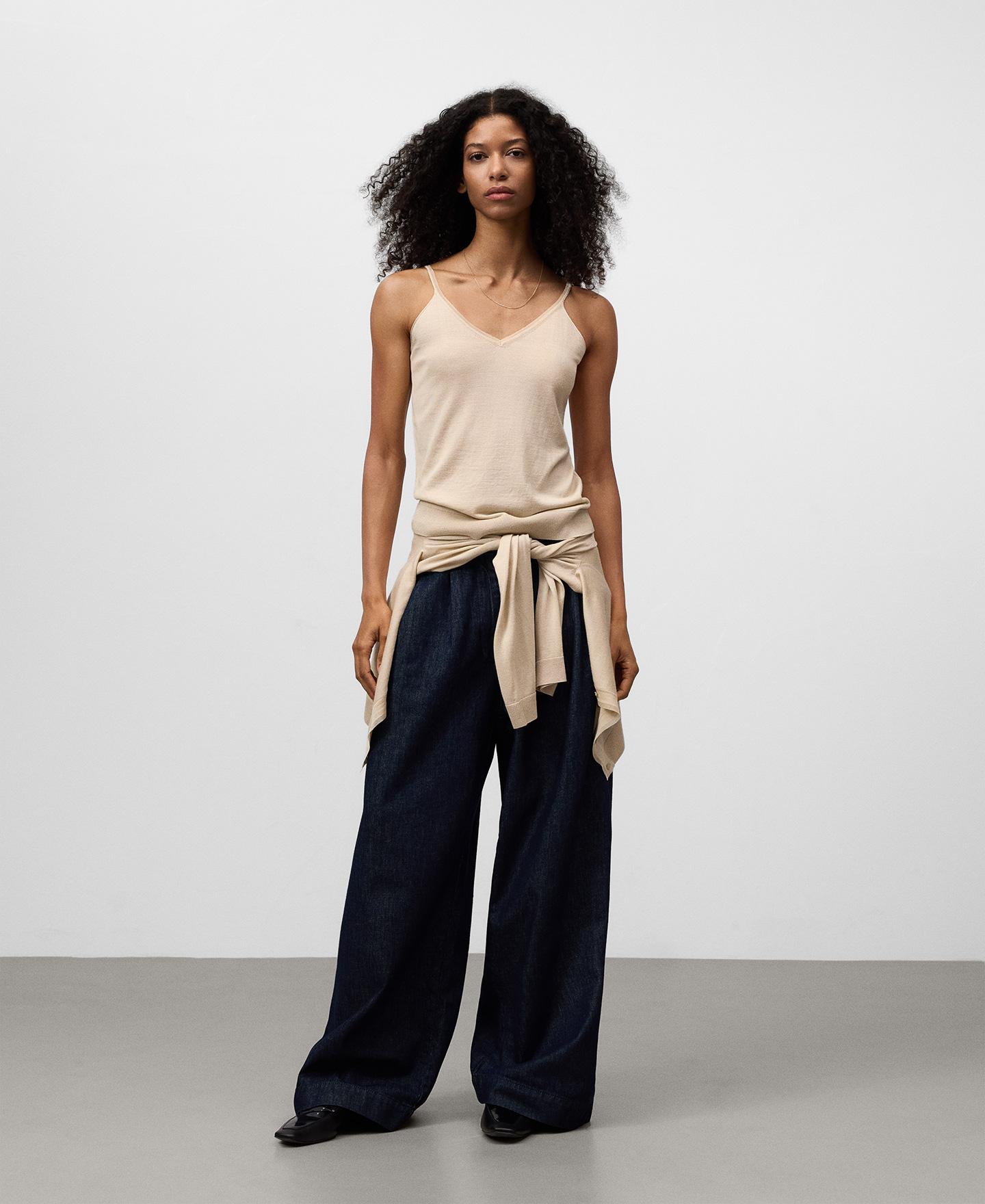 Top Semitransparente de Malha Bege-2