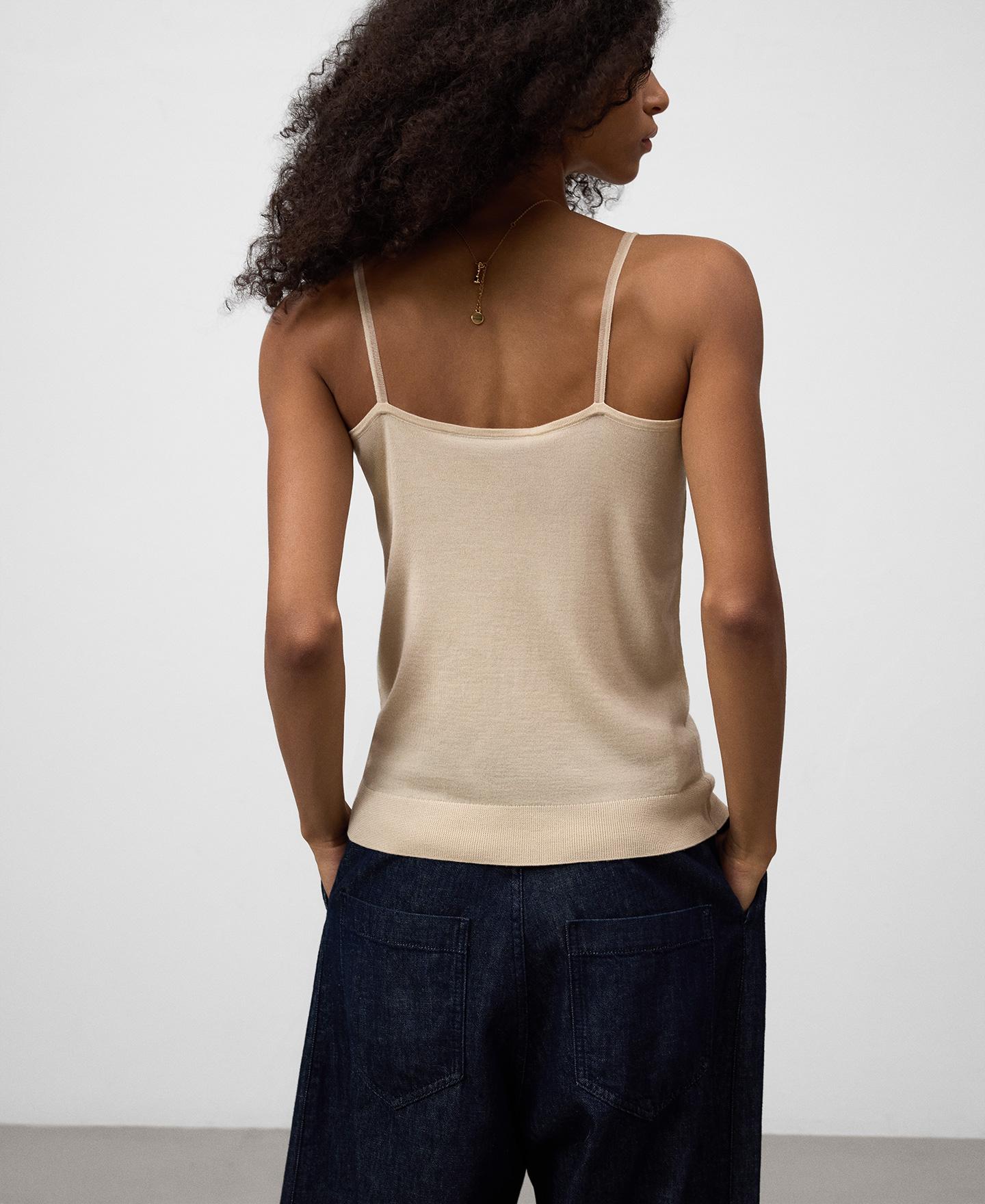 Top Semitransparente de Malha Bege-3