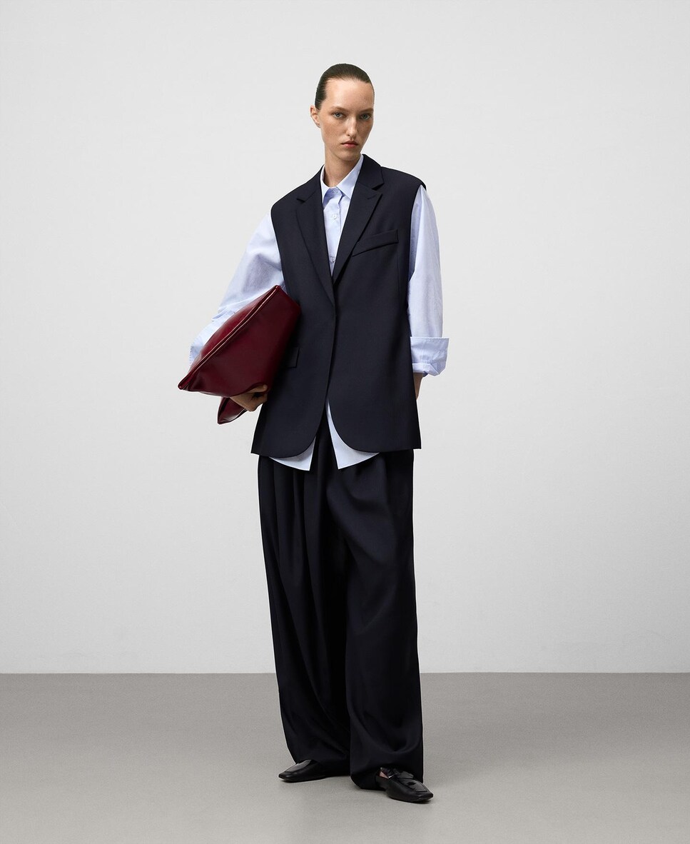 Colete Formal de Alfaiate com Abertura Lateral Preto-2