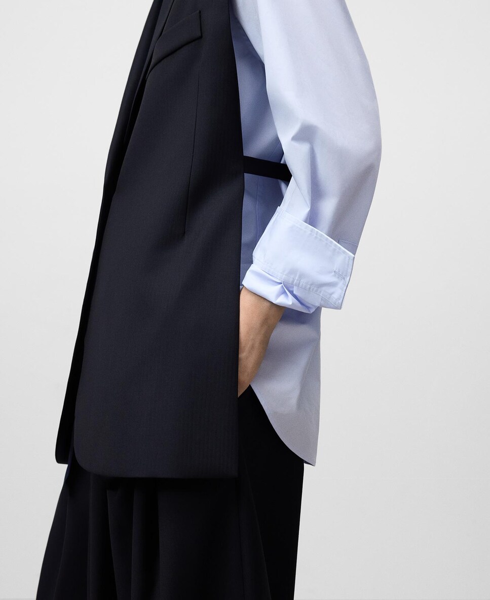 Colete Formal de Alfaiate com Abertura Lateral Preto-3