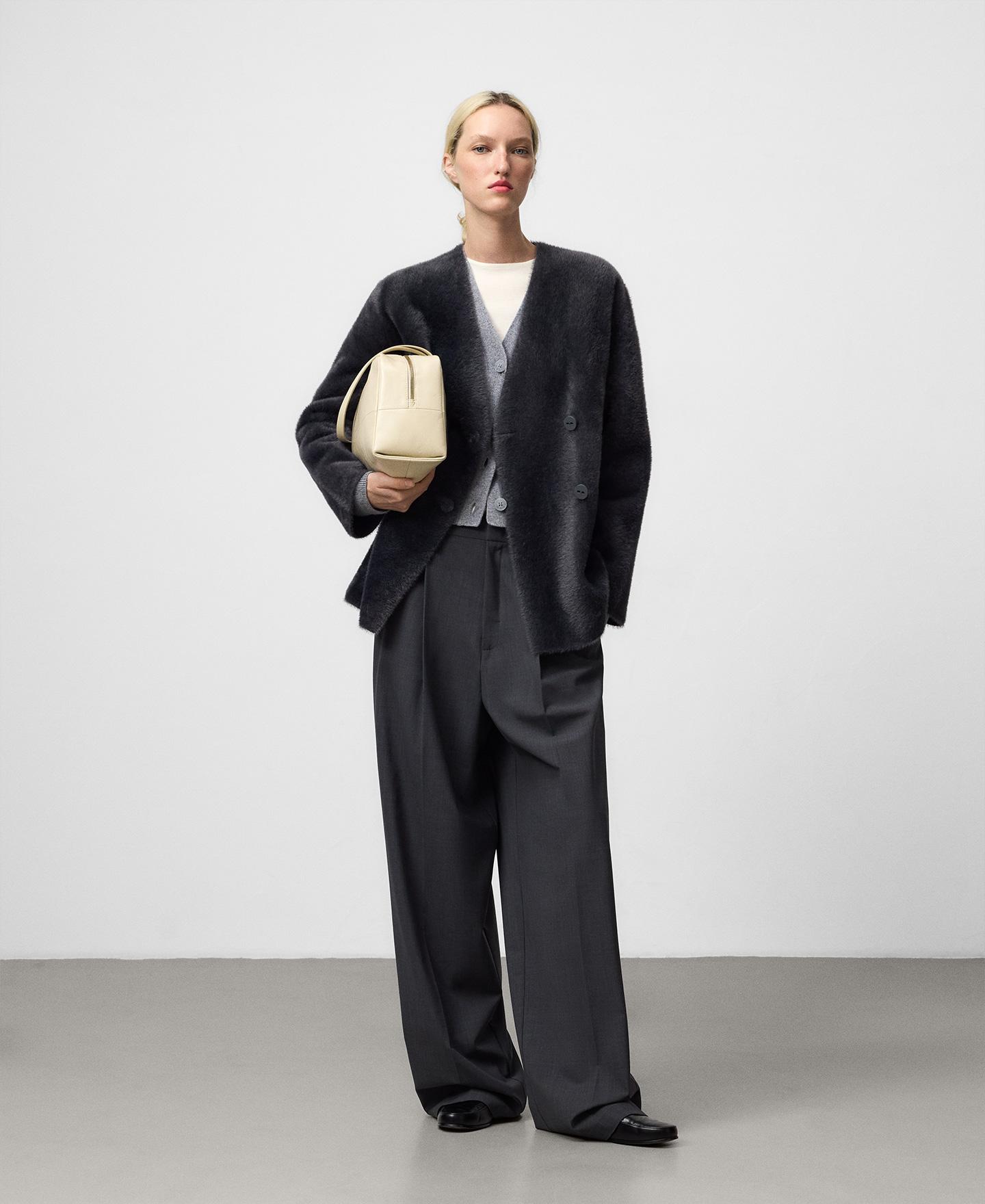 Cárdigan de Malha com Efeito Pelo Cinzento-2