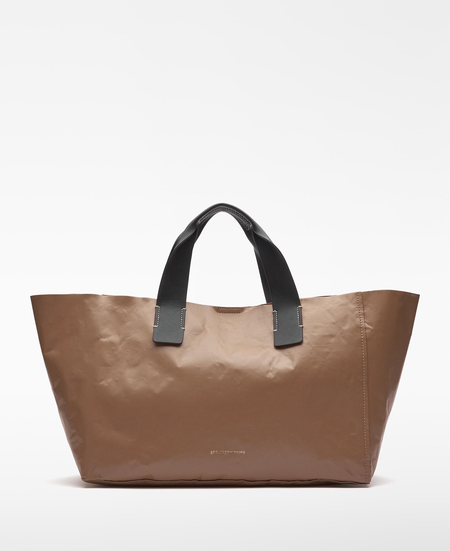 Mala de Mão Maxi Shopper Mica com Estrutura de Metal Camel-1