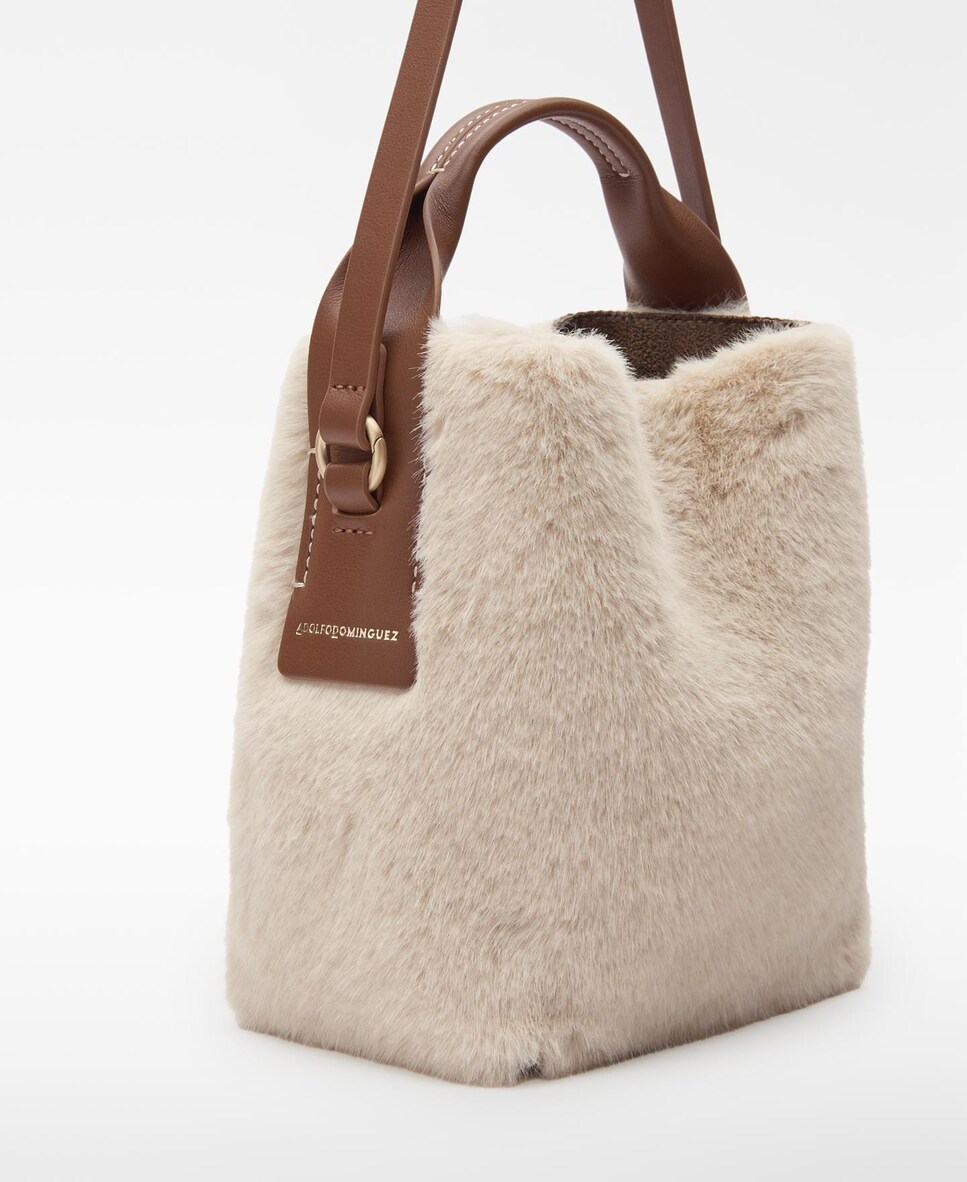 Mala a Tiracolo Hobo Pequena Mica com Efeito Pelo Lã-4