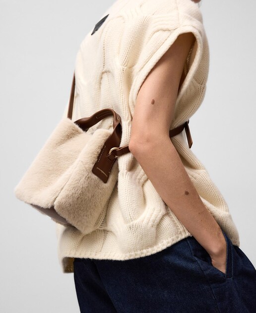 Imagem 0 de Mala a Tiracolo Hobo Pequena Mica com Efeito Pelo