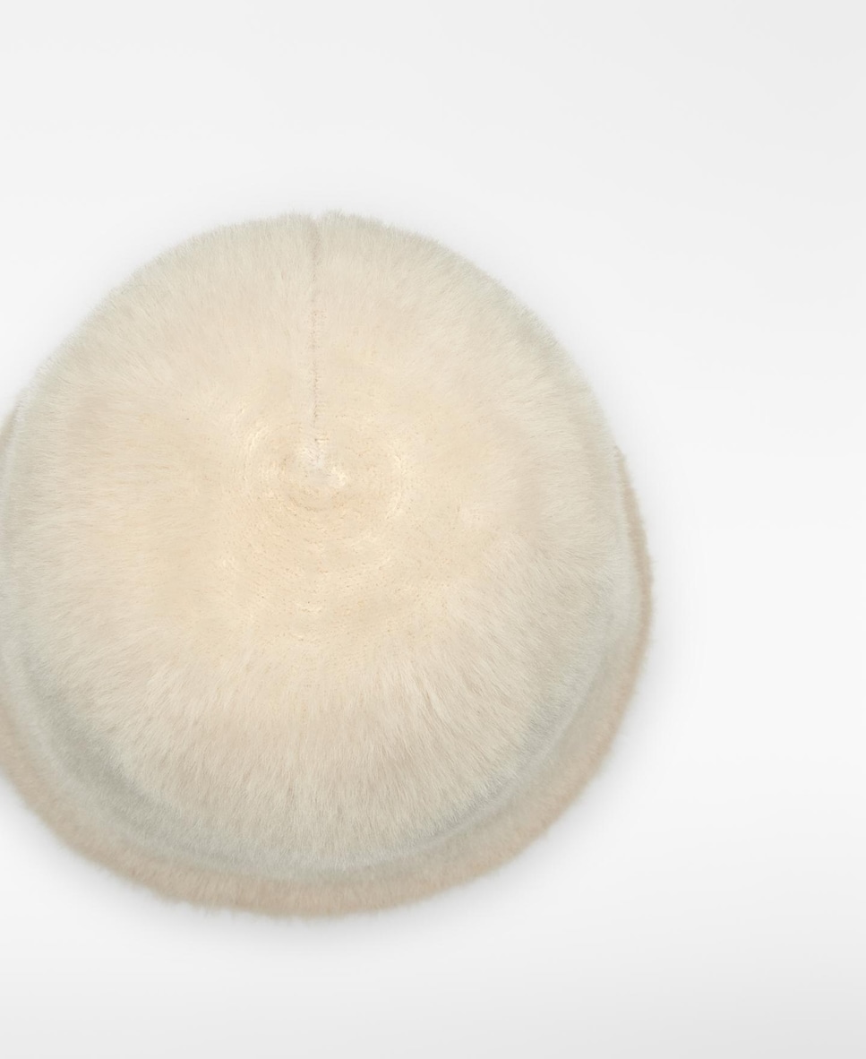 Chapéu Cloche com Efeito Pelo Cru-3