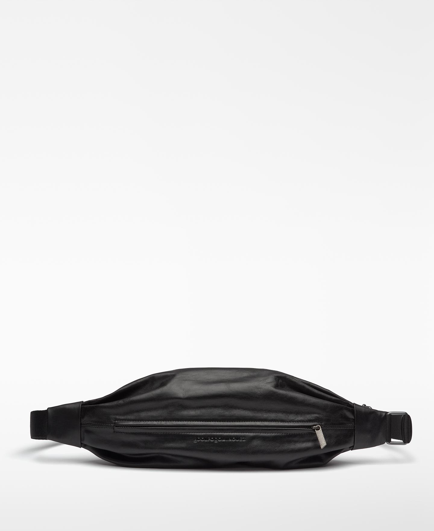 Imagem 0 de Bolsa de Cintura de Pele com Pregas