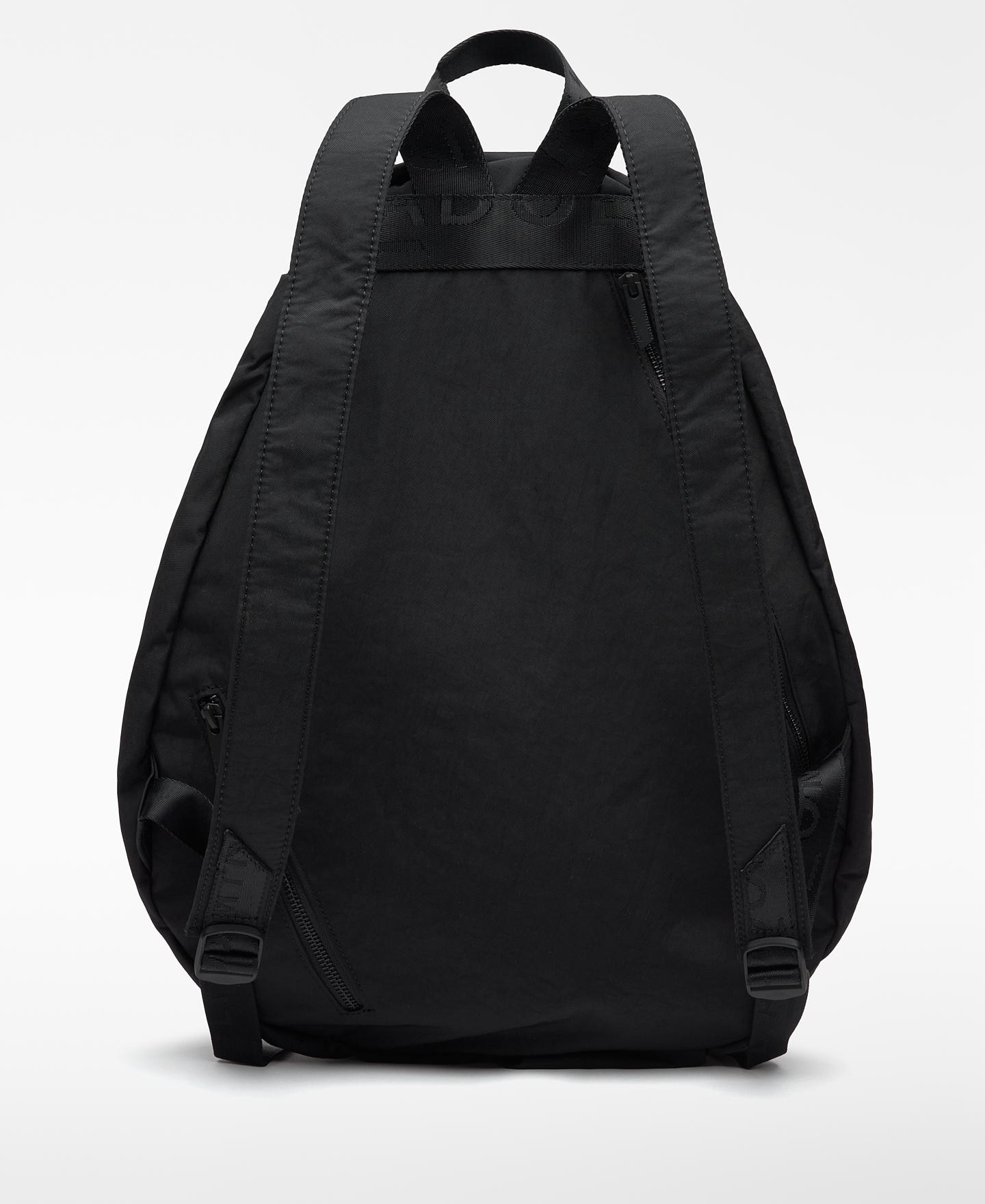 Mochila Assimétrica com Plissado Preto-2