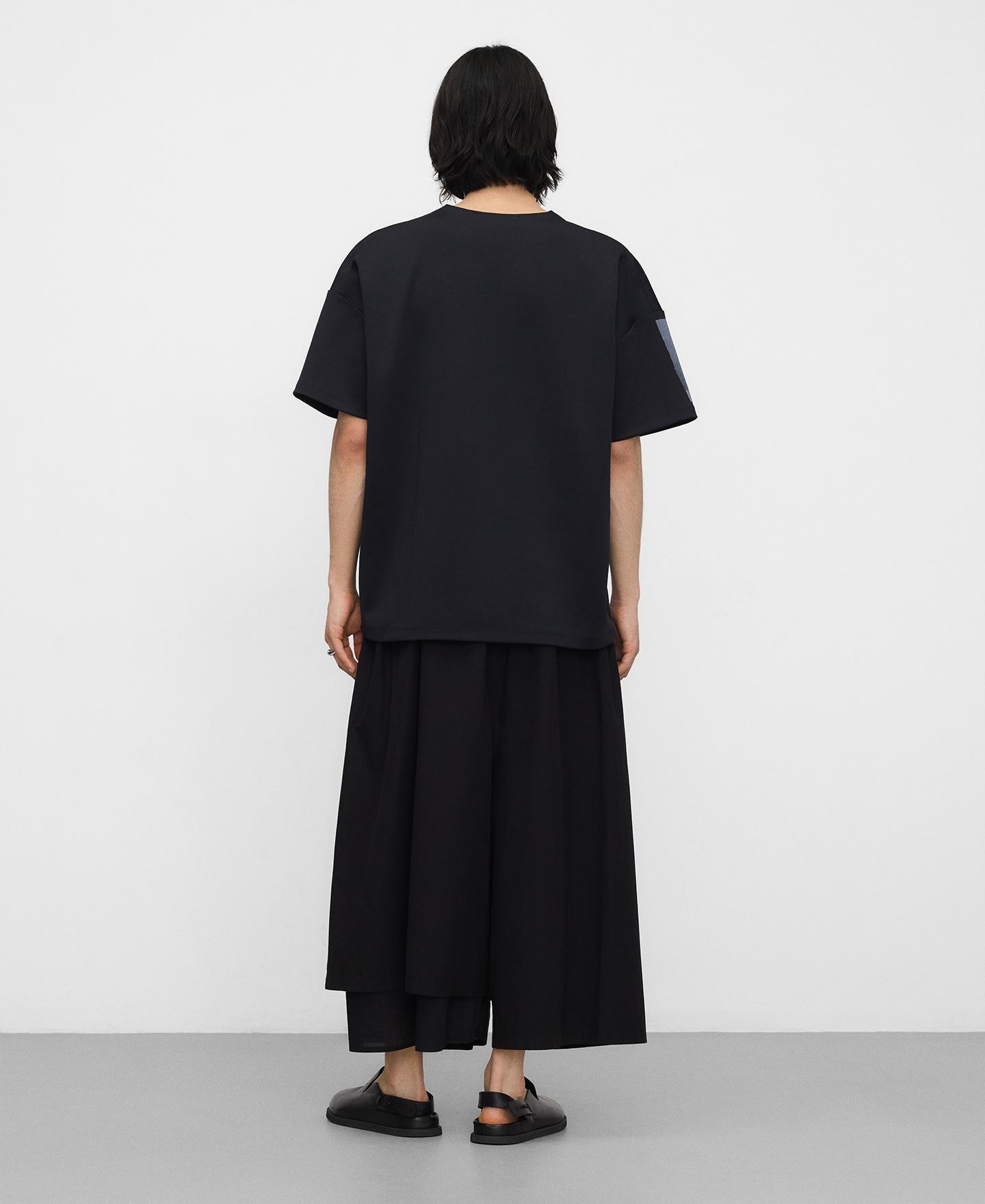 T-shirt Oversize com Painel Frontal Preto-3