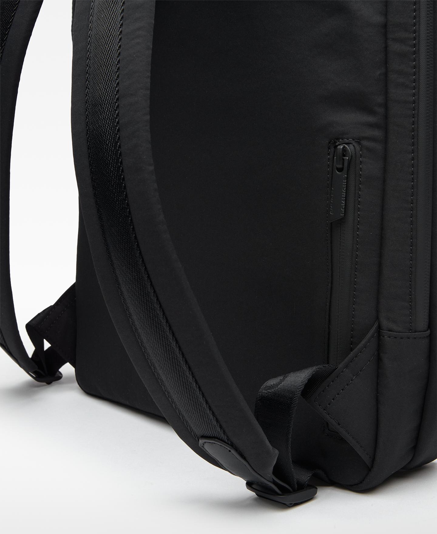 Mochila Compacta de Nylon Preto-4