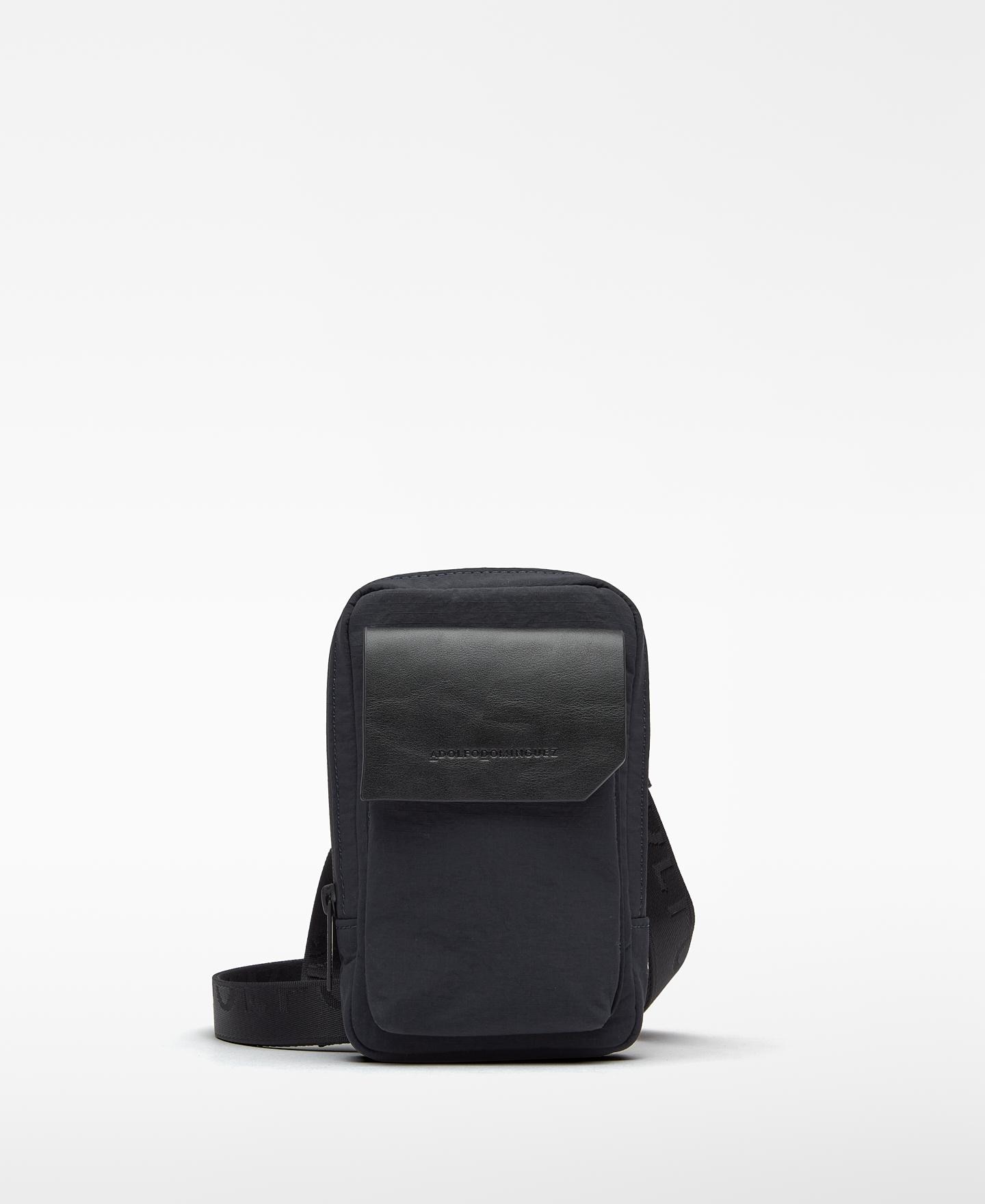 Imagem 0 de Mala a Tiracolo com Fecho Zip e Bolso Frontal