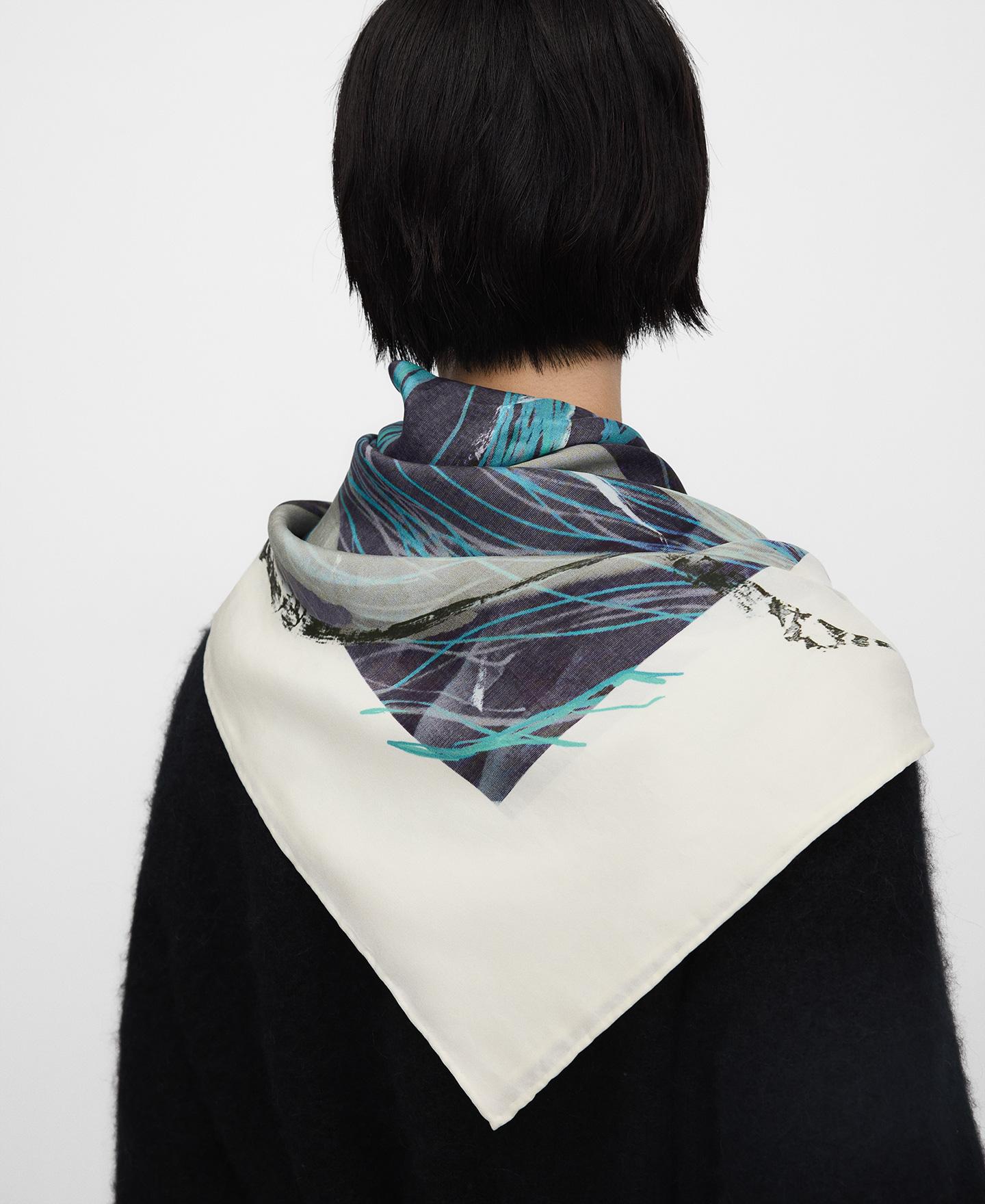 Écharpe Maxi de Seda Estampada Cinzento-5