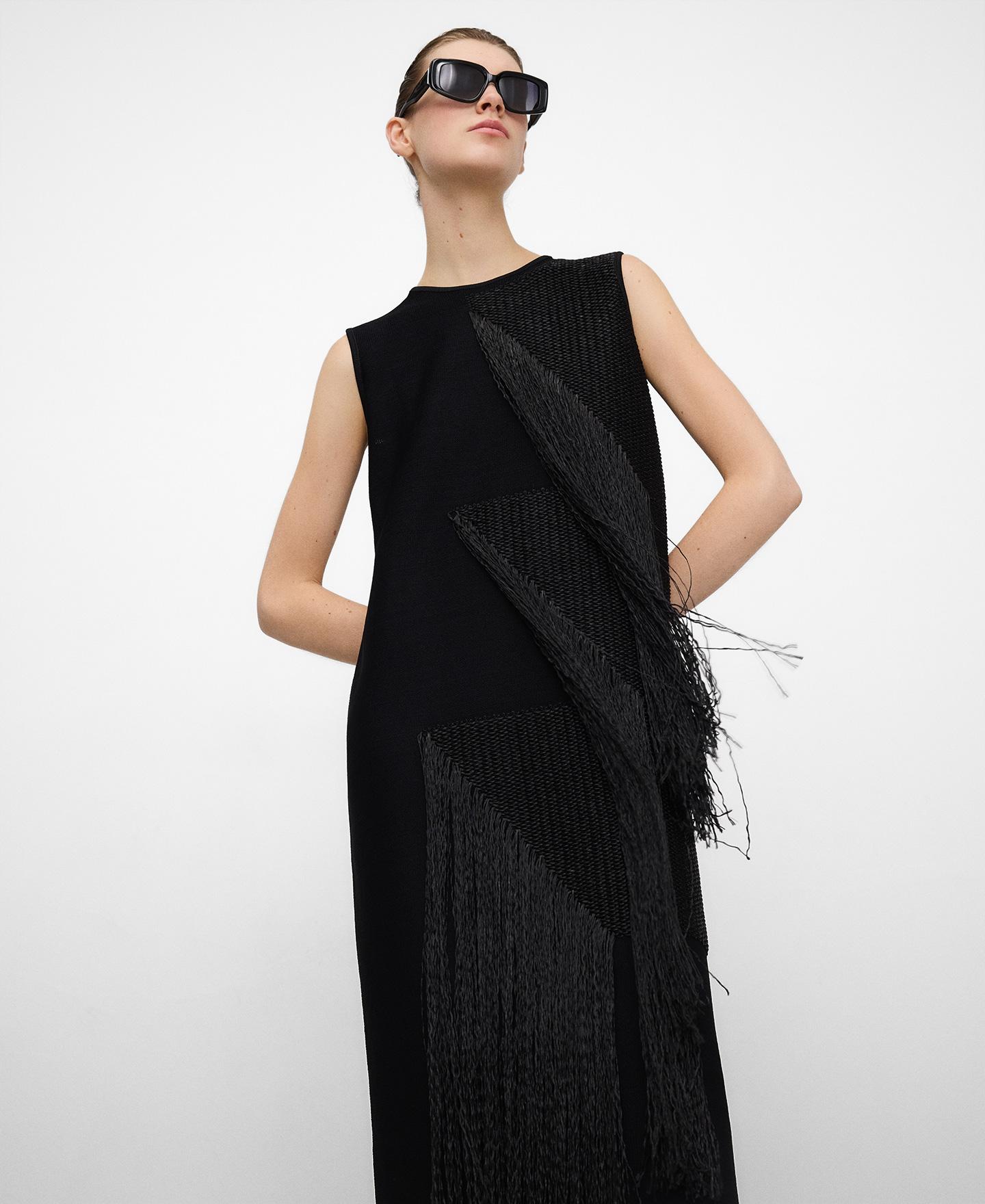 Vestido Midi de Malha Intarsia com Franjas Preto-1