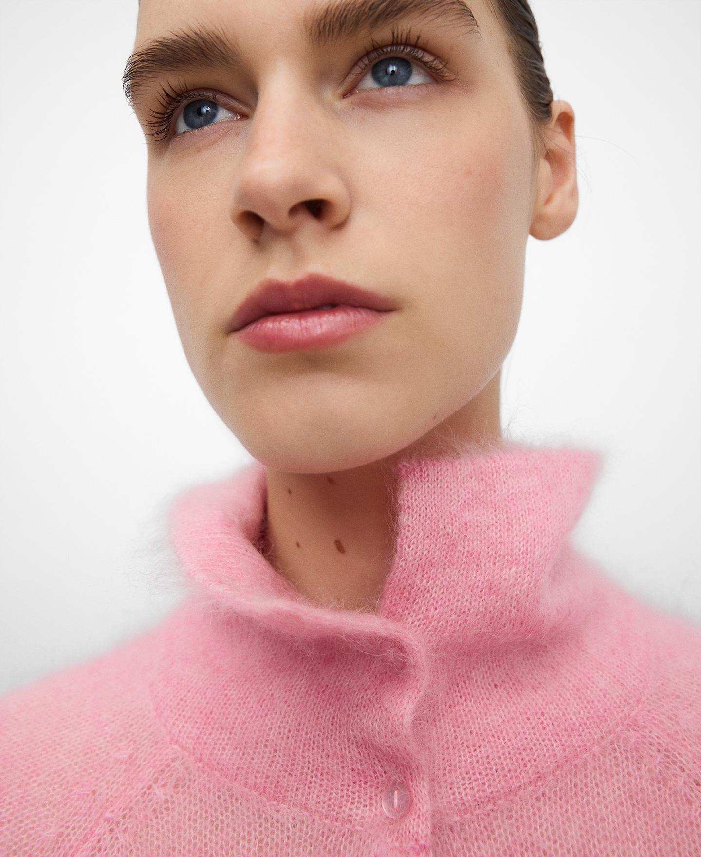 Cardigan Curto com Gola Chaminé Rosa-claro-4