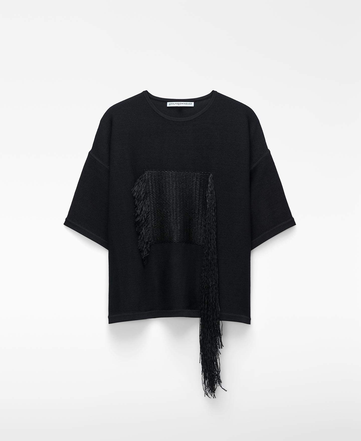 Camisola de Manga Curta com Aplique de Ráfia Preto-5