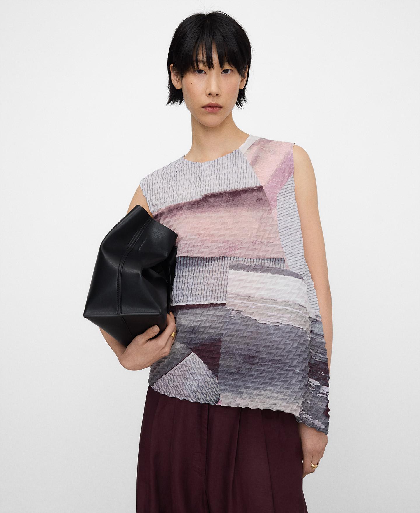 Imagem 0 de Top Assimétrico em Crinkle Estampado