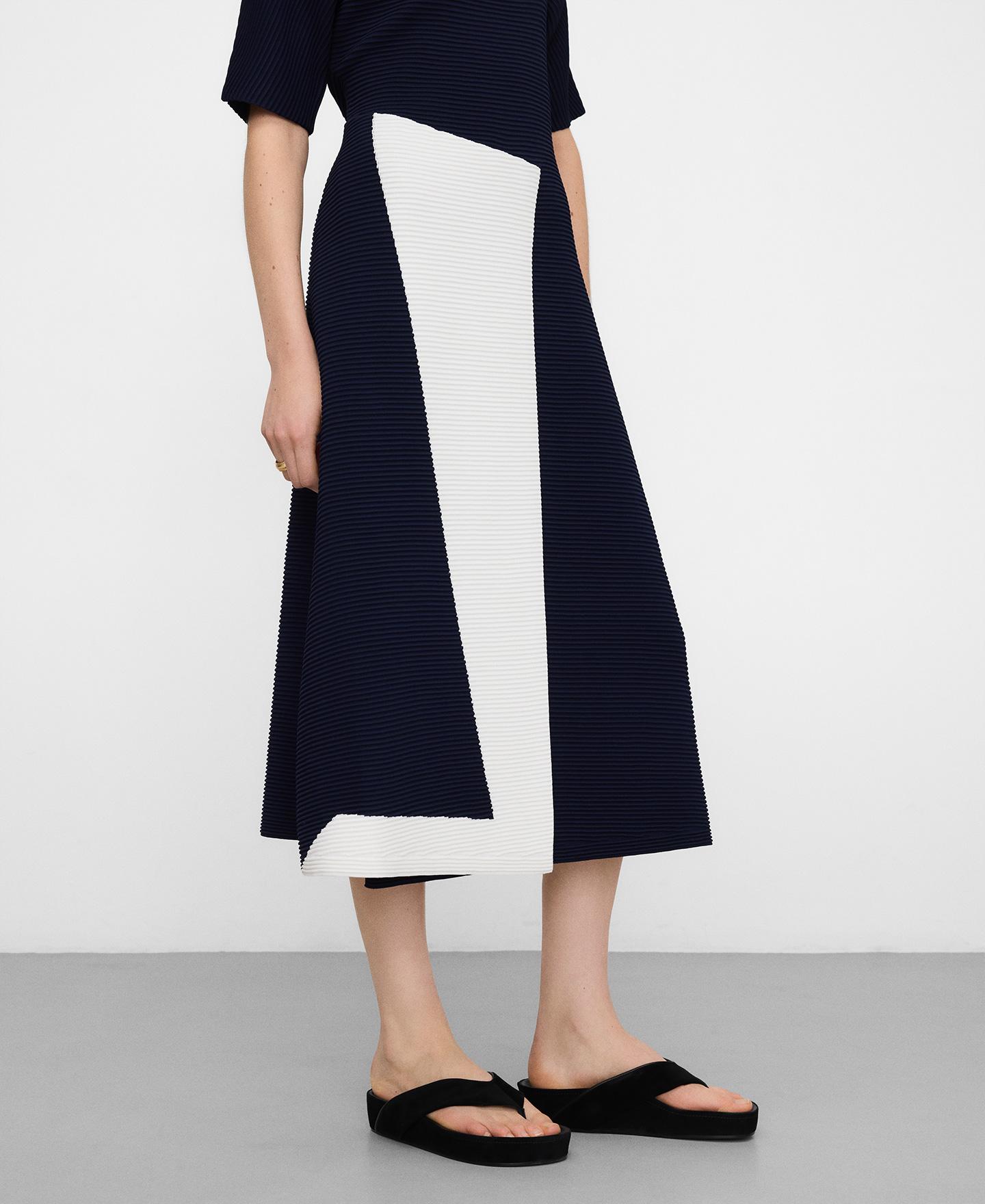 Imagem 0 de Vestido Midi Assimétrico em Malha Estrutura