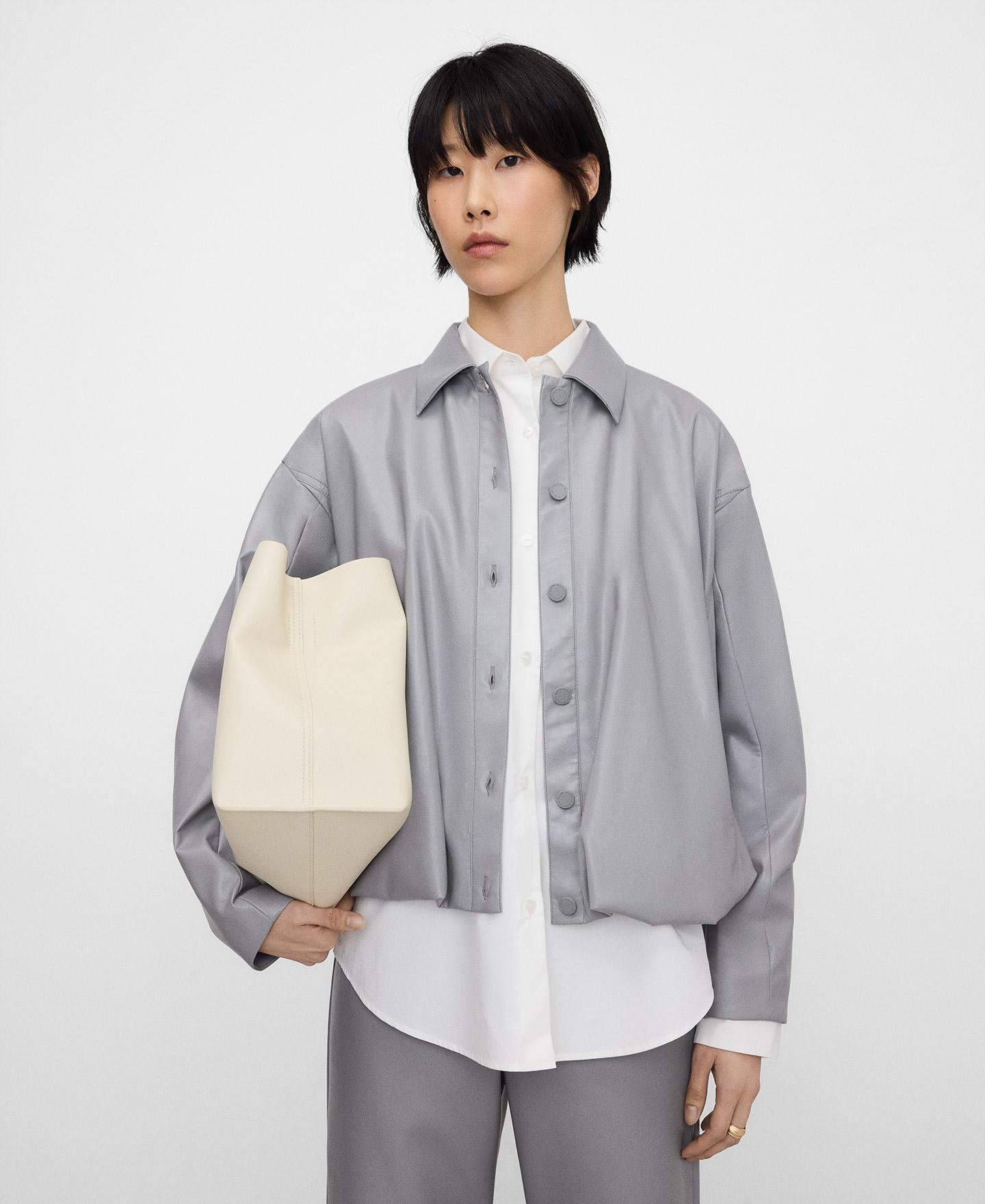 Imagem 0 de Blusão Bomber em Pele Não Pele com Gola Italiana