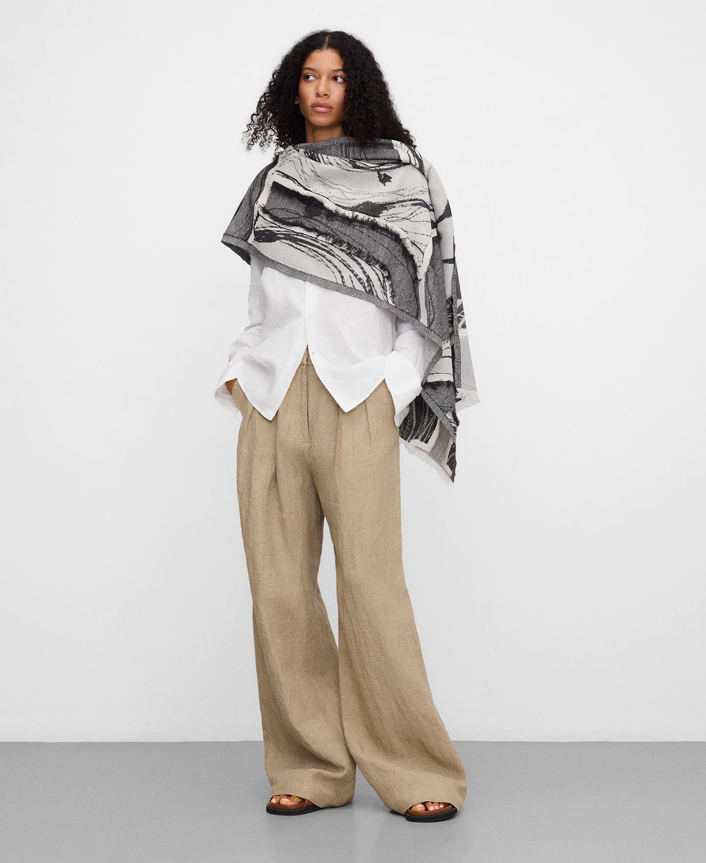 Écharpe Tipo Xaile com Jacquard Estampado Cinzento-4