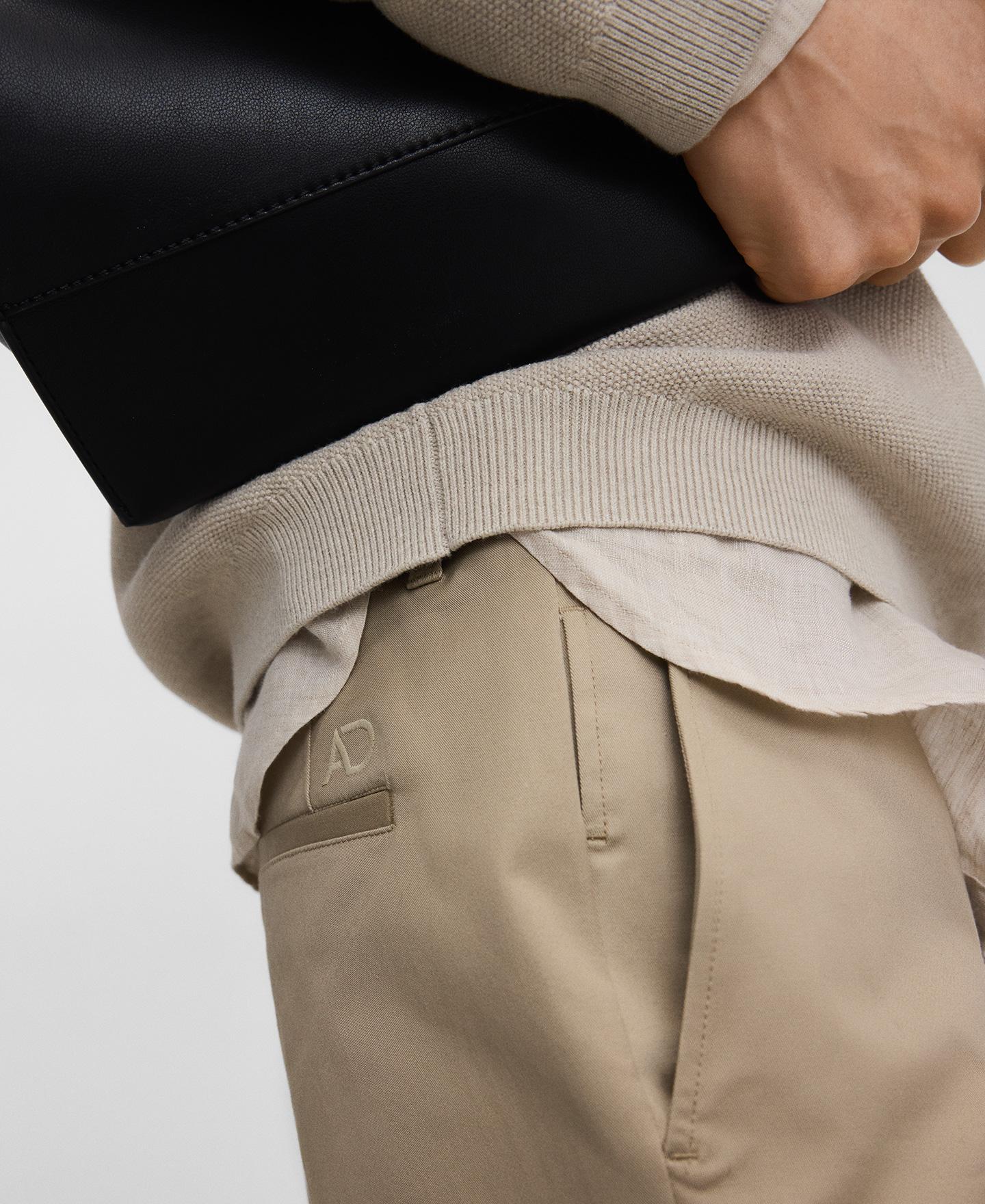 Calças Chino Slim Fit em Algodão Bege-4