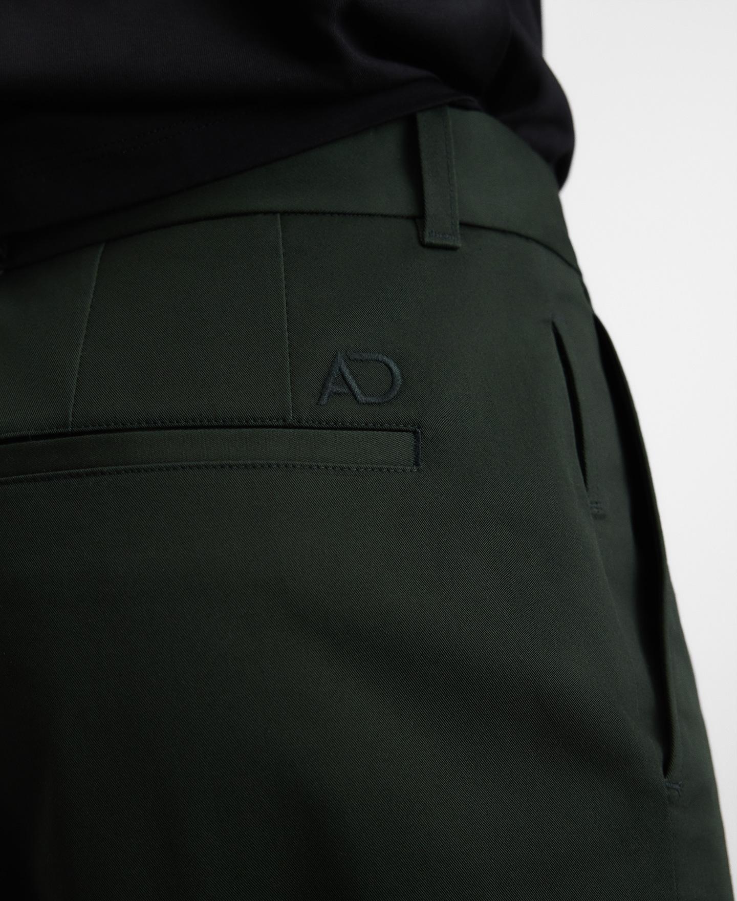 Calças Chino Slim Fit em Algodão Verde-escuro-4