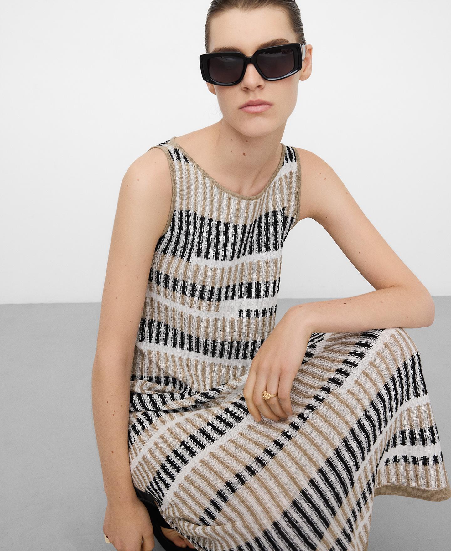 Vestido Comprido de Malha com Jacquard Às Riscas Creme-3