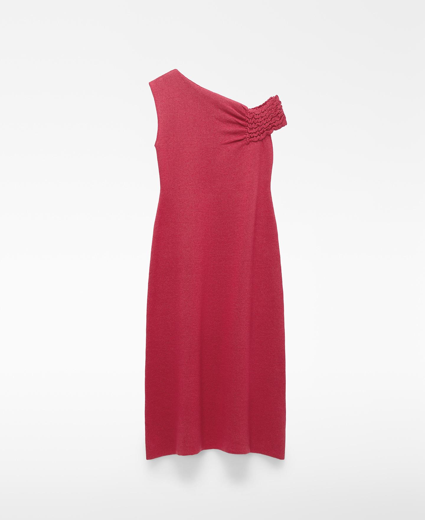 Vestido de Malha com Decote Assimétrico Morango-3