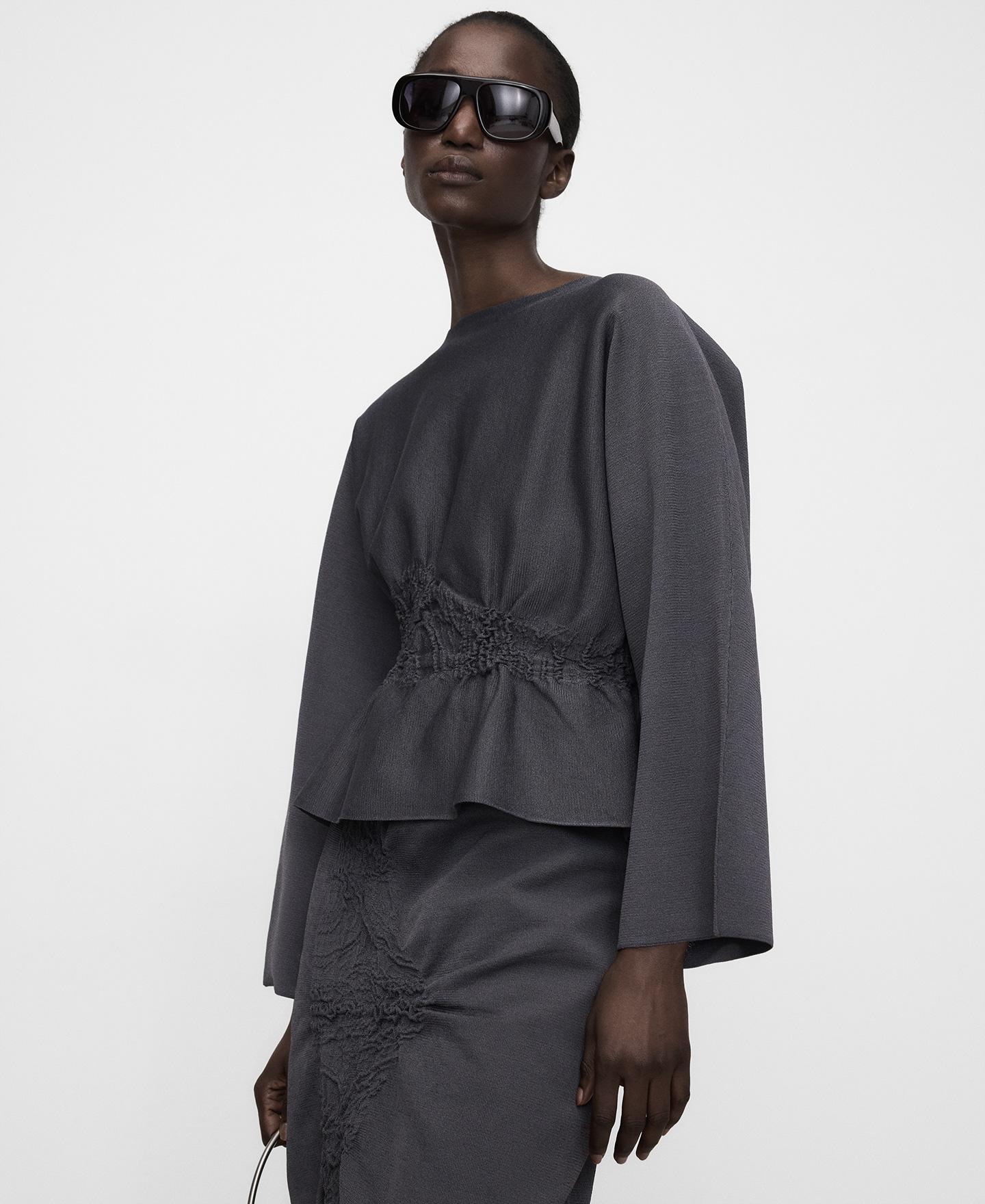 Imagem 0 de Top de Malha com Cintura Franzida