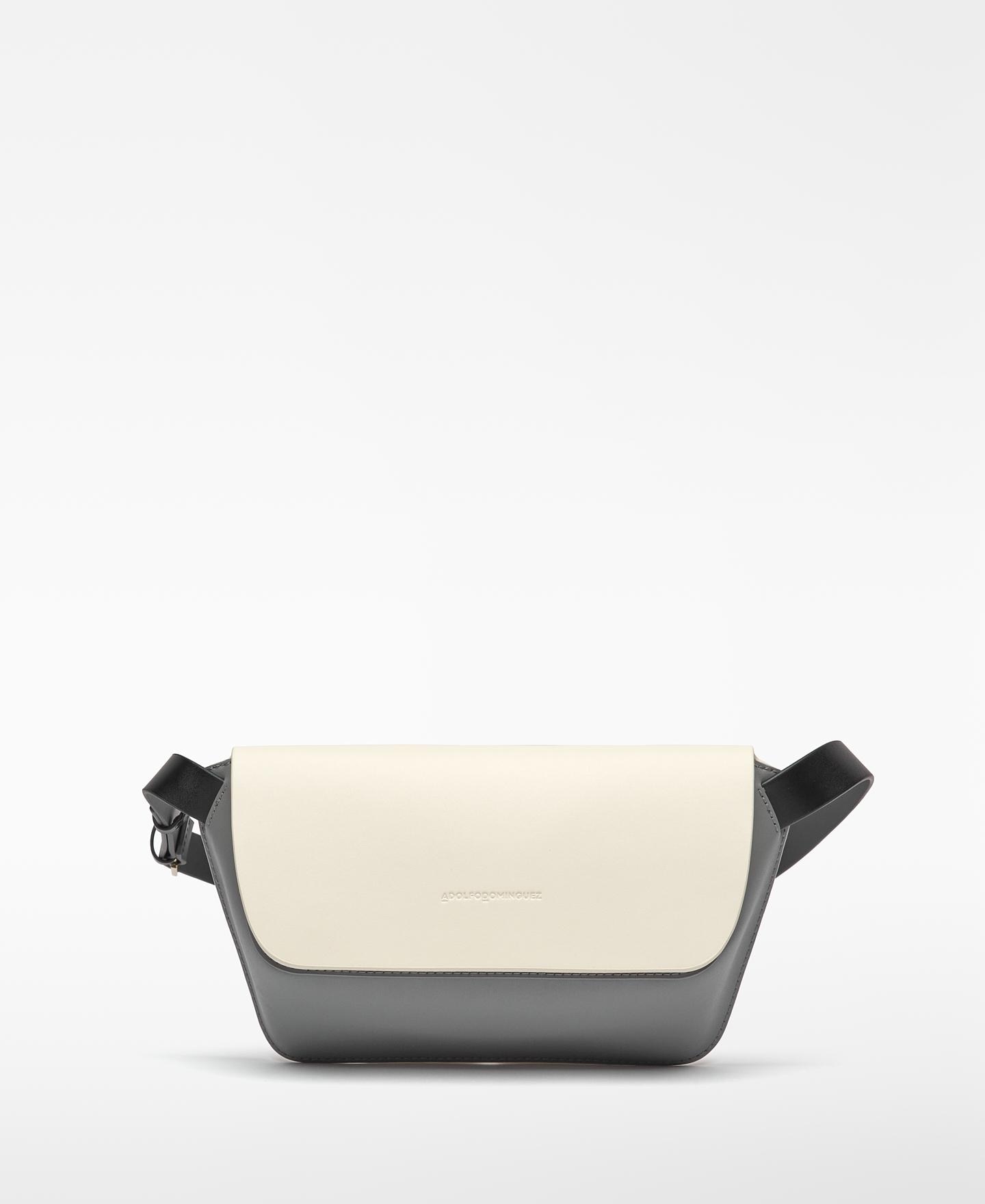 Imagem 0 de Bolsa de Cintura de Pele Tricolor