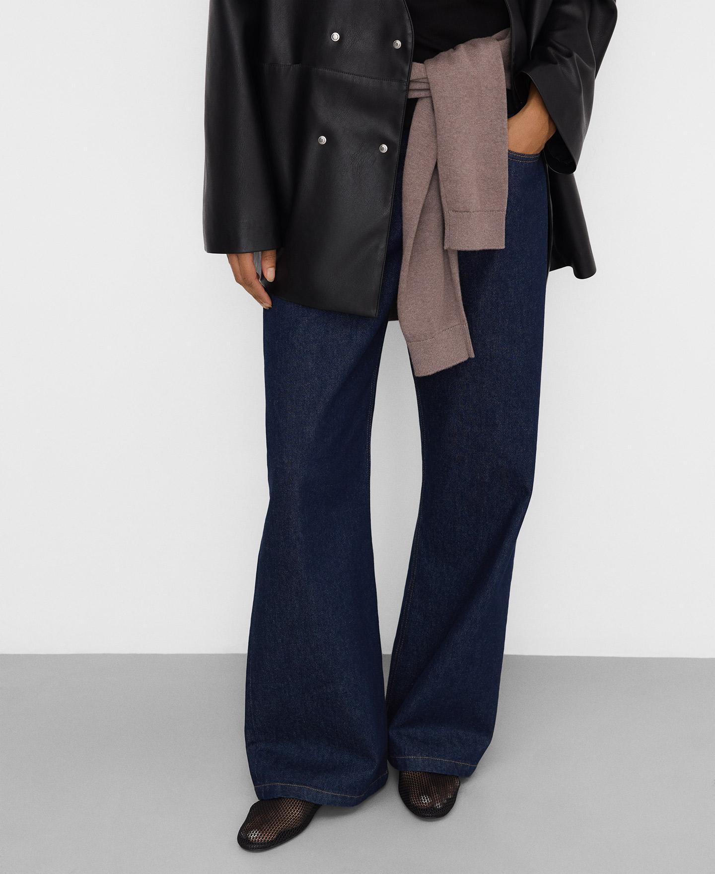 Imagem 0 de Jeans com Corte a Direito