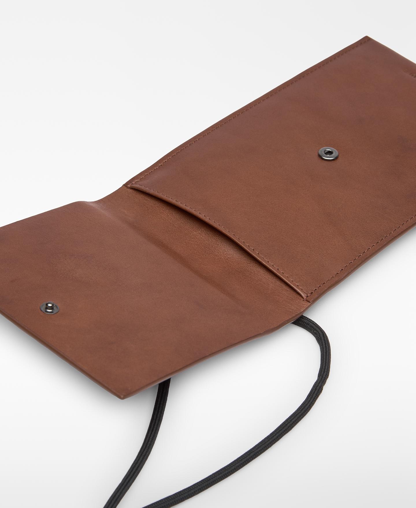 Porta-telemóvel de Pele com Aba Castanho-3