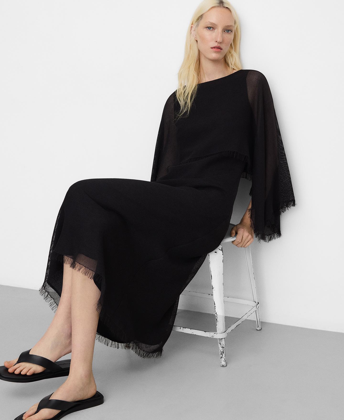 Vestido Midi Desfiado com Capa Preto-1