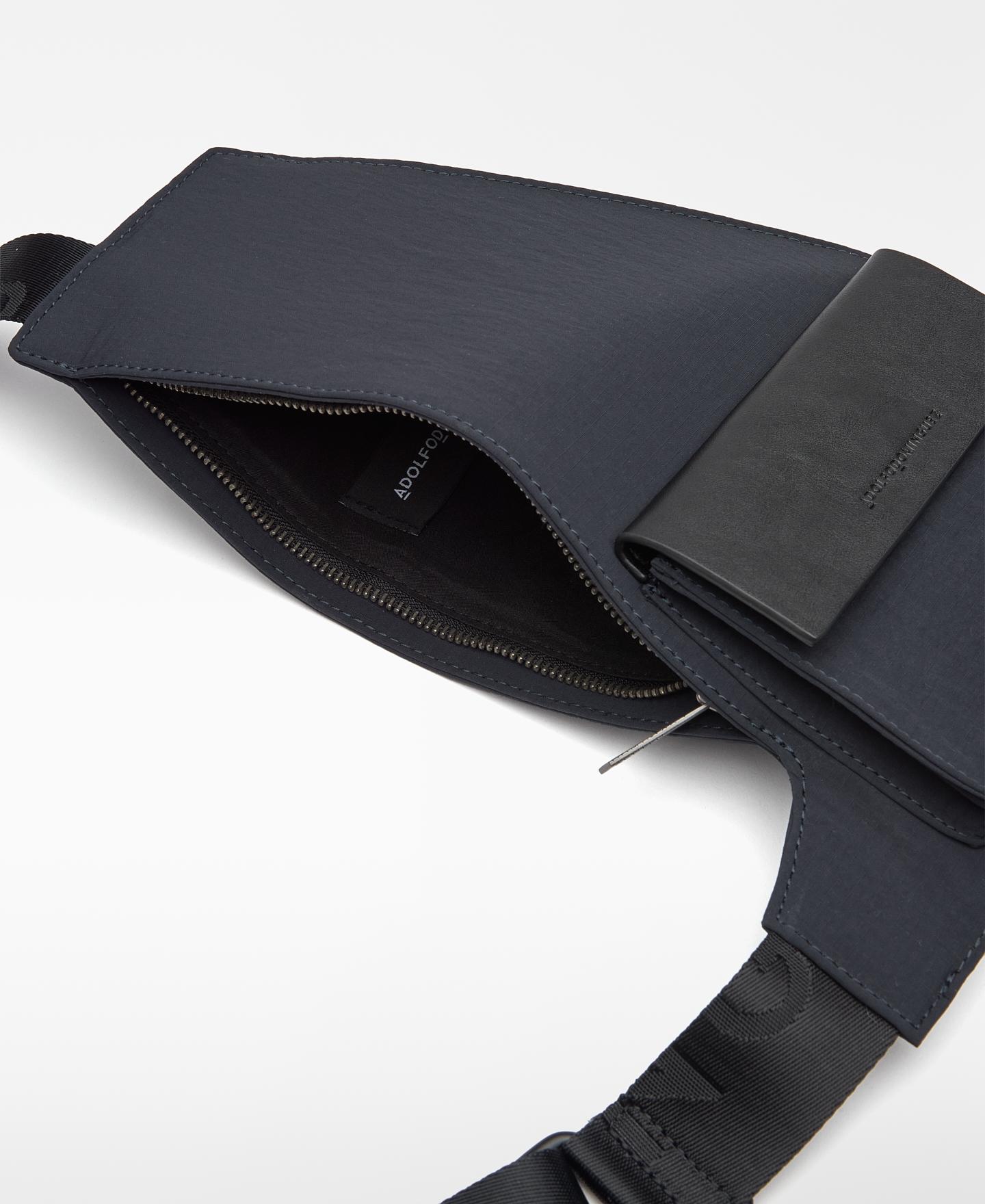 Bolsa de Cintura de Nylon com Fecho Zip Azul-marinho-4